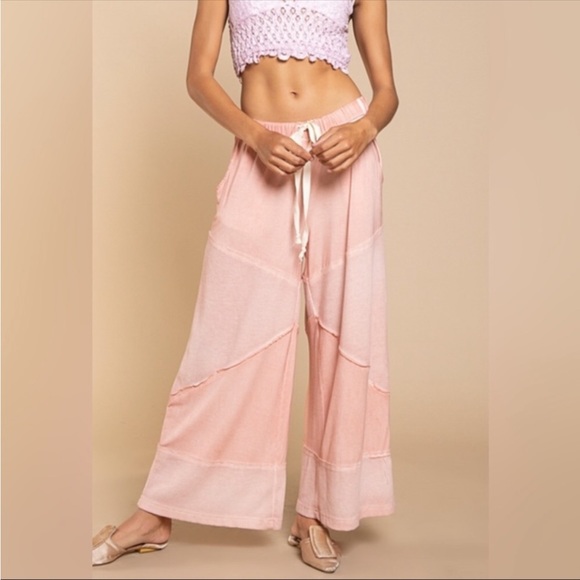 POL Cropped Pants + Adjustable Drawstring + Side Pockets – Best Seller - Picture 3 of 4